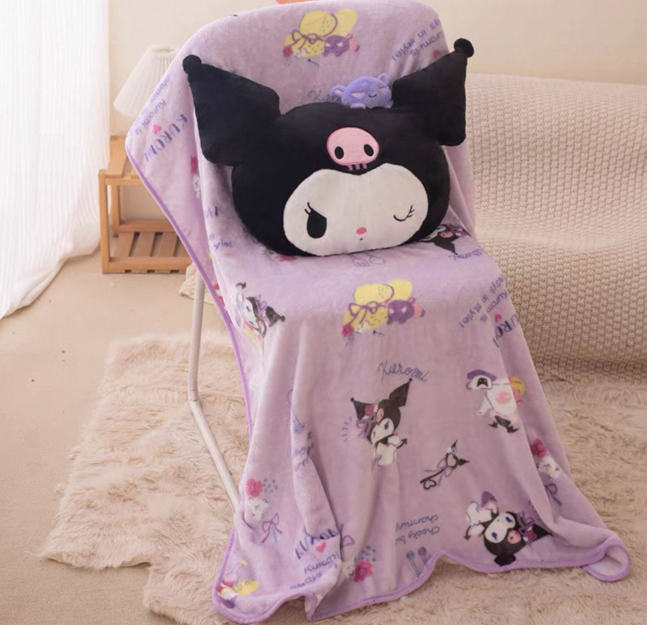 Karumi Themed Pillow+Blanket Set